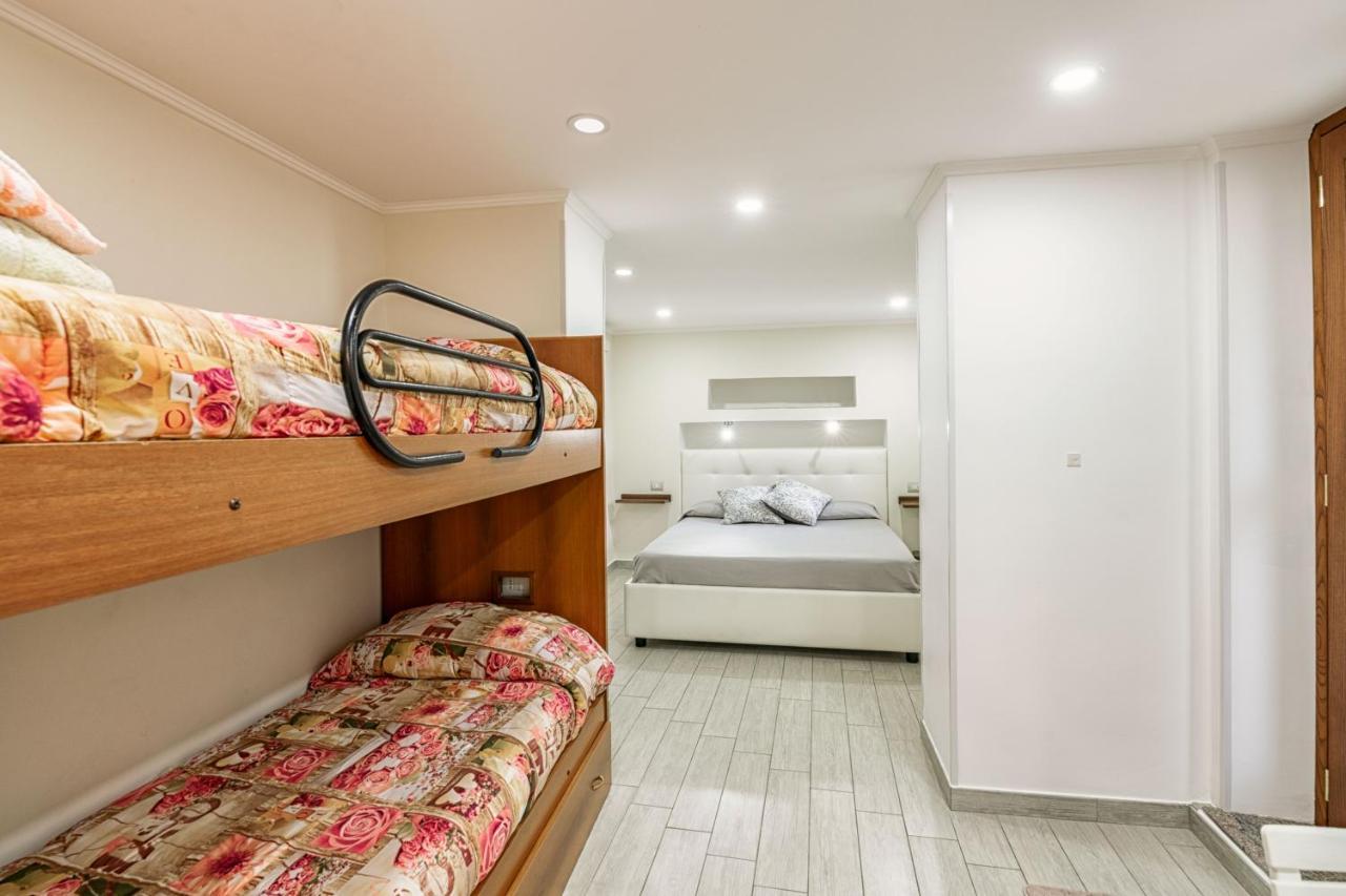 B&B Silver Sleep Papasidero Екстериор снимка