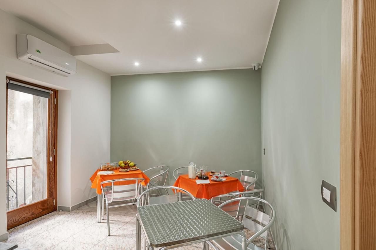 B&B Silver Sleep Papasidero Екстериор снимка